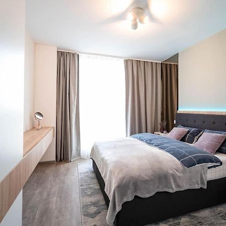 Apartment Vivalia V6, Free Private Parking Timişoara Eksteriør bilde