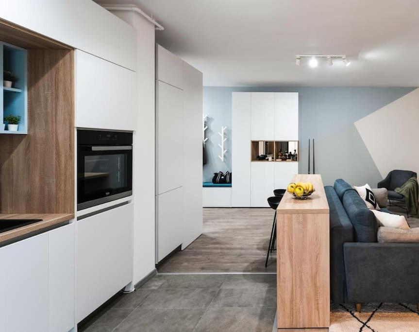 Apartment Vivalia V6, Free Private Parking Timişoara Eksteriør bilde
