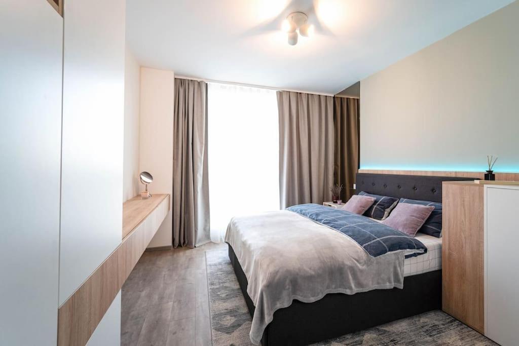 Apartment Vivalia V6, Free Private Parking Timişoara Eksteriør bilde